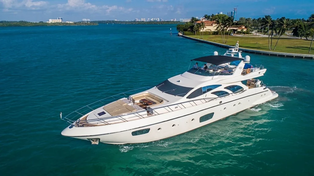Dubai Yacht Rental: Enjoy the Best with XclusiveYachts.com