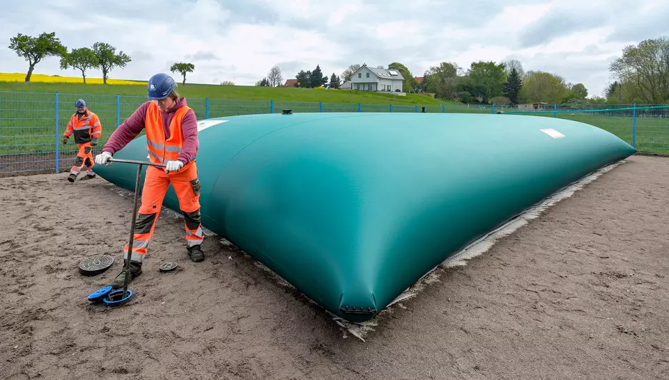 Löschwasserkissen für Waldbrände: Schnelle Installation ohne aufwendigen Tiefbau