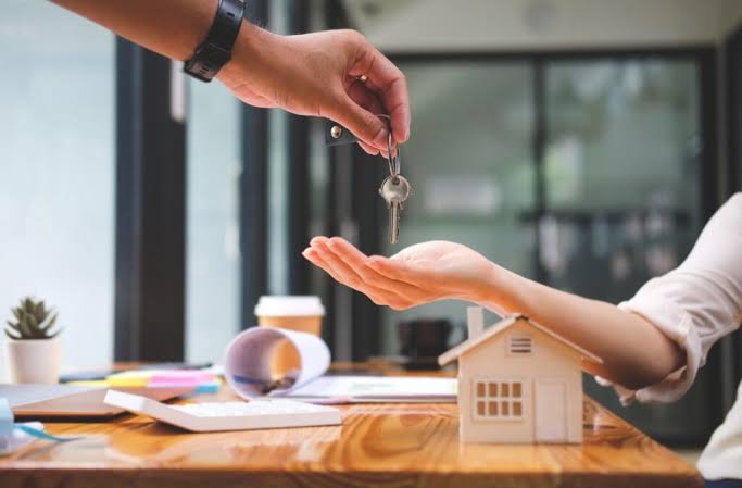 Immobilien zu hohen Preisen verkaufen: Diese Faktoren entscheiden